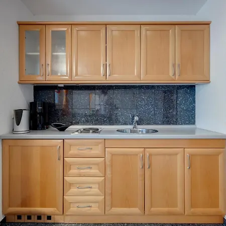 Apartment 19
