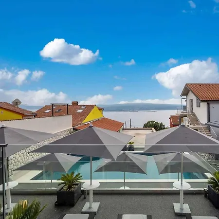 19 Apartment *